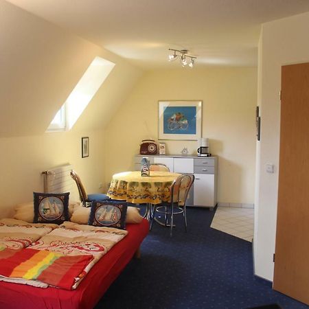 Faehrhaus Ferienwohnung ザールブルク エクステリア 写真