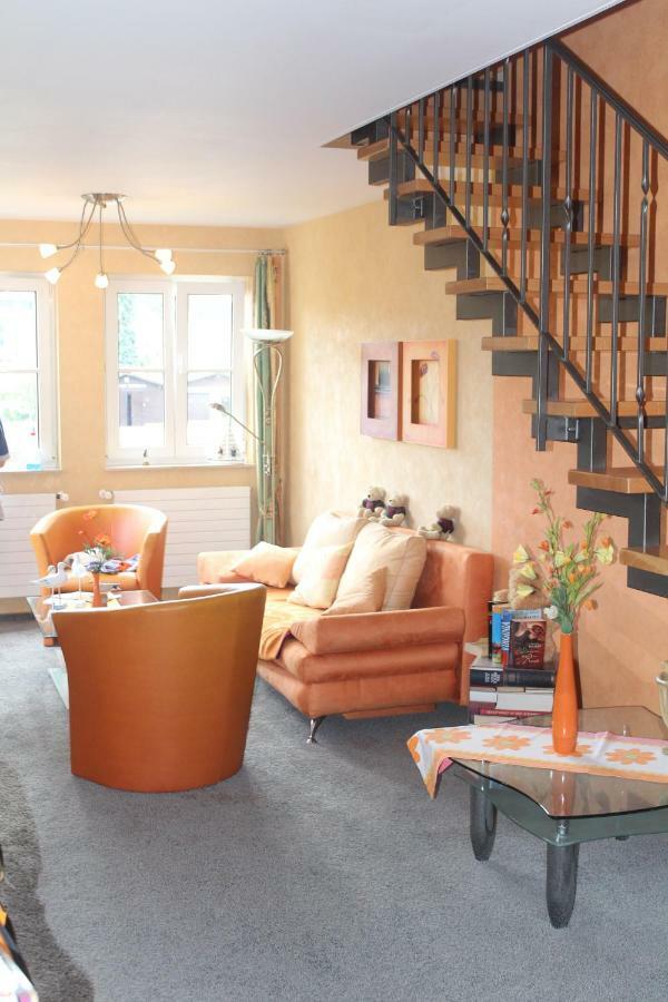 Faehrhaus Ferienwohnung ザールブルク エクステリア 写真