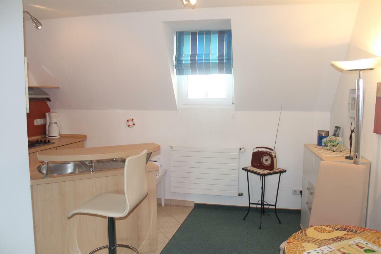 Faehrhaus Ferienwohnung ザールブルク エクステリア 写真