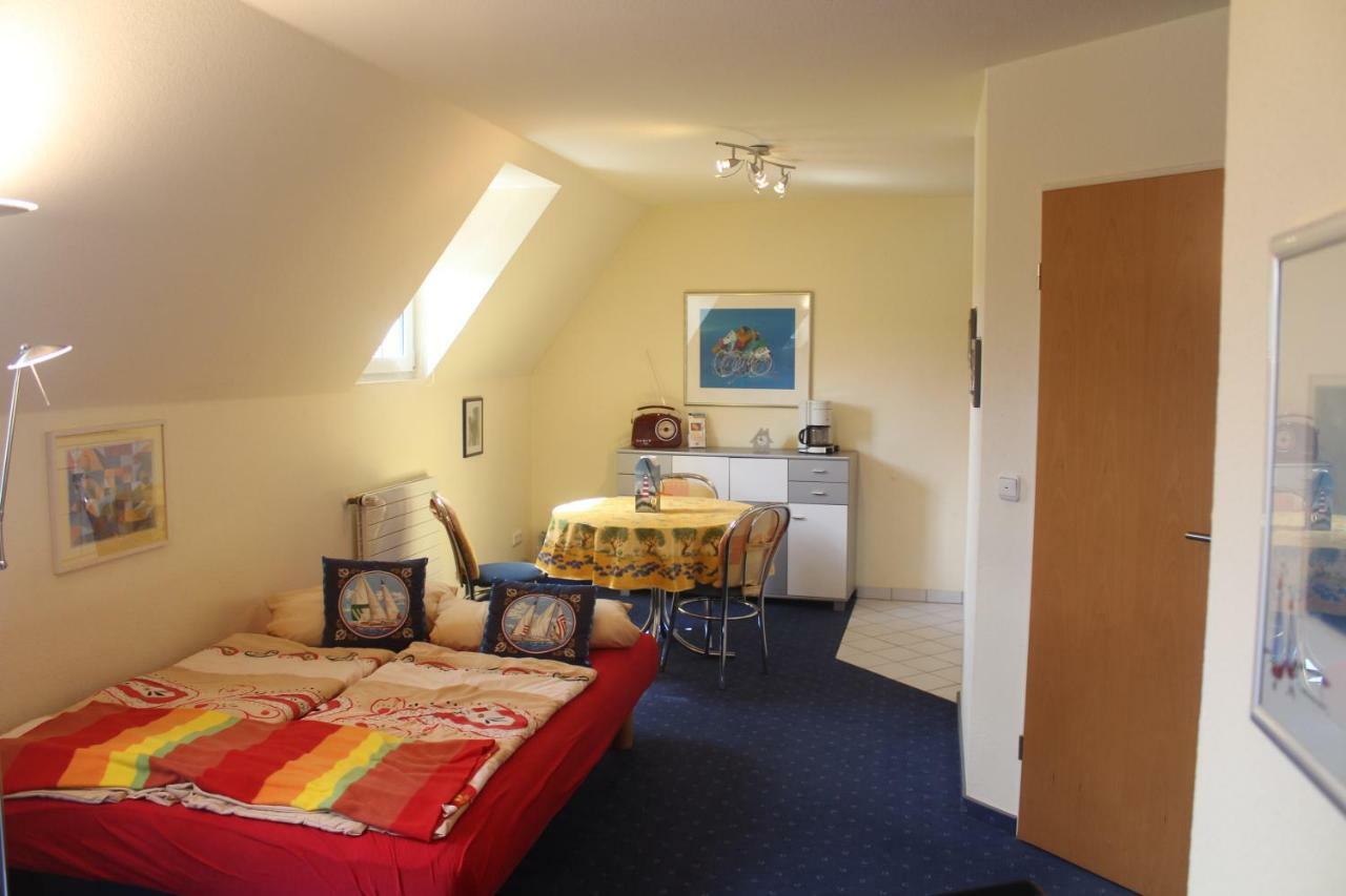 Faehrhaus Ferienwohnung ザールブルク エクステリア 写真